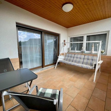 Easystay#4 Home Cinema Ferienwohnung In Kliniknaehe Mit Balkon, Boxspringbett & Netflix Бад Ойнхаузен Екстериор снимка